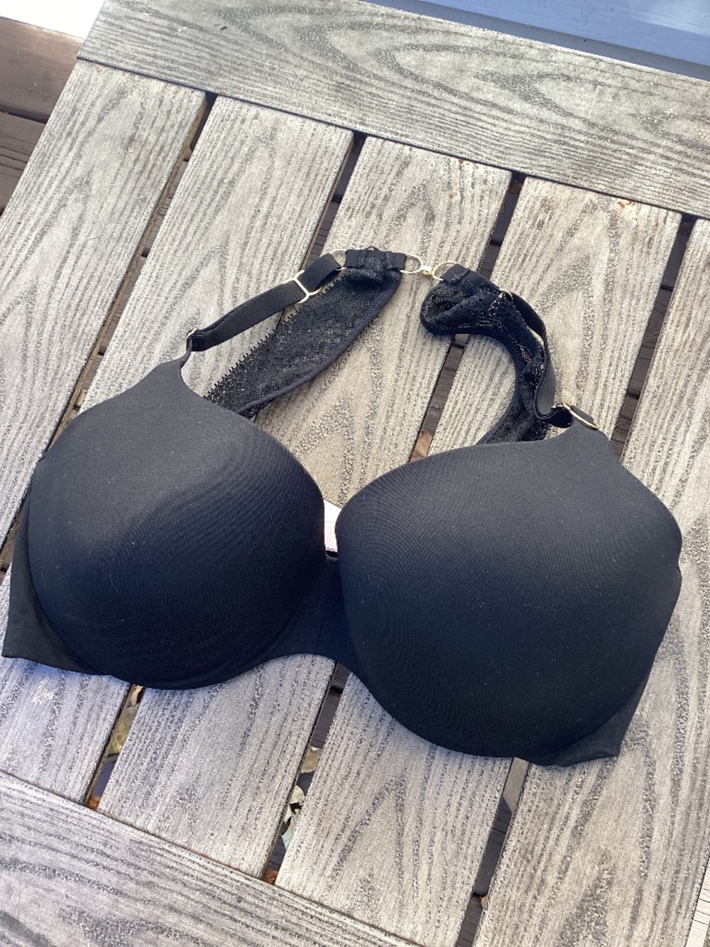 Incredible Lined Demi Victoria’s Secret 36DD Women Bra Black Lace Back Gold Gre